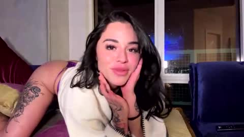 Snapshot of fitbadonk chatting on 02/08/25, 02:26 fitbadonk online show from 02/08/25, 02:26