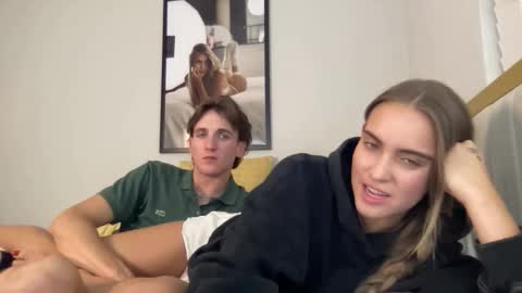 Snapshot of fitbadonk chatting on 11/07/25, 04:45 fitbadonk online show from 11/07/25, 04:45