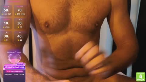 Snapshot of fitguy_84 chatting on 01/05/25, 03:34 fitguy_84 online show from 01/05/25, 03:34