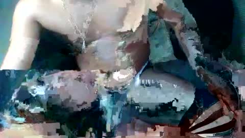 Snapshot of fitmixed chatting on 01/01/25, 01:58 fitmixed online show from 01/01/25, 01:58