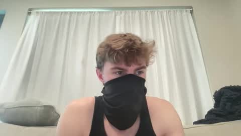 Snapshot of fittfucker chatting on 11/11/25, 06:19 fittfucker online show from 11/11/25, 06:19