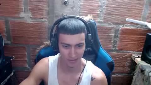 Snapshot of flacolatind chatting on 12/01/24, 04:29 FLACO online show from 12/01/24, 04:29