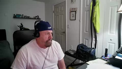 Snapshot of flaguy3233 chatting on 01/04/25, 02:03 Florida guy online show from 01/04/25, 02:03
