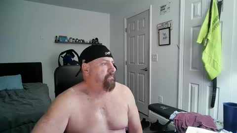 Snapshot of flaguy3233 chatting on 02/27/25, 07:55 Florida guy online show from 02/27/25, 07:55
