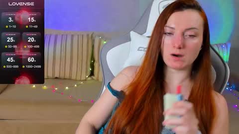 Yana online show from 10/23/25, 12:21