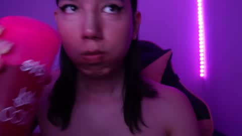 Alexa online show from 10/25/25, 04:42