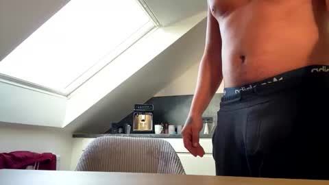 Snapshot of flashi1990 chatting on 11/08/25, 02:39 flashi1990 online show from 11/08/25, 02:39