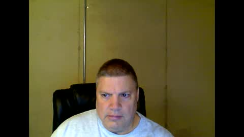 Snapshot of fletch32 chatting on 02/16/25, 10:43 jd online show from 02/16/25, 10:43