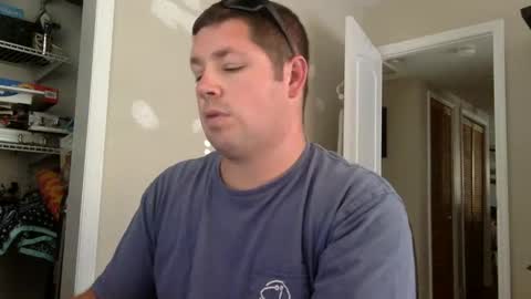 FL guy online show from 12/12/24, 08:43