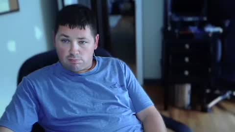 FL guy online show from 10/15/25, 05:24