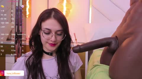 Snapshot of flor_deluna chatting on 02/05/25, 06:59 Luna online show from 02/05/25, 06:59