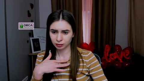 Snapshot of flora_ri chatting on 02/27/25, 10:26 just ask me online show from 02/27/25, 10:26