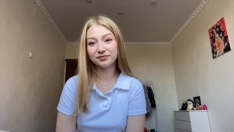 Snapshot of florencesilverthorn chatting on 09/23/25, 09:34 May online show from 09/23/25, 09:34