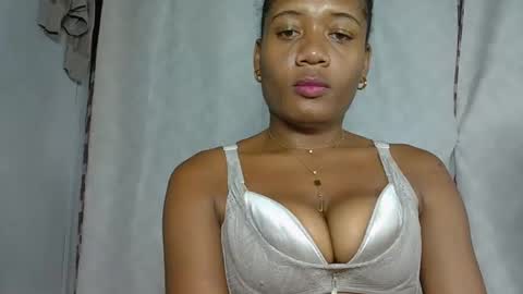 Snapshot of florencia011 chatting on 01/22/25, 07:03 florencia011 online show from 01/22/25, 07:03