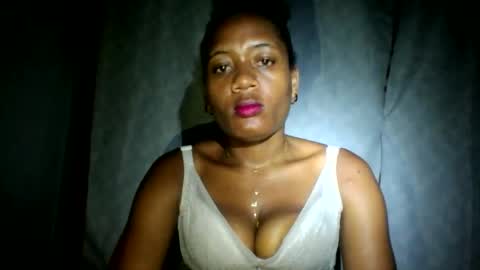 Snapshot of florencia011 chatting on 01/22/25, 10:37 florencia011 online show from 01/22/25, 10:37