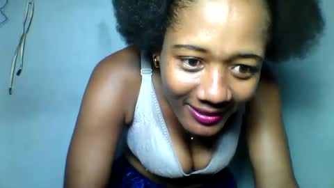 Snapshot of florencia011 chatting on 01/30/25, 07:37 florencia011 online show from 01/30/25, 07:37