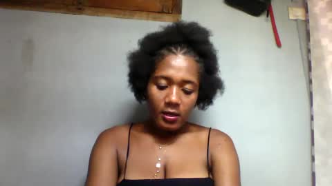 Snapshot of florencia011 chatting on 02/13/25, 12:11 florencia011 online show from 02/13/25, 12:11