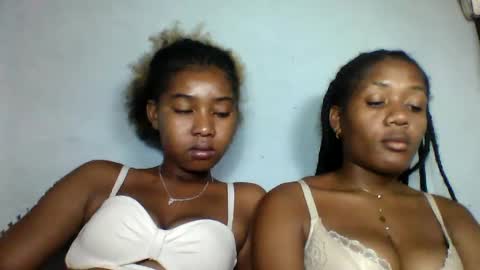Snapshot of florencia011 chatting on 03/12/25, 02:56 florencia011 online show from 03/12/25, 02:56