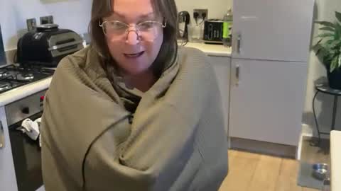 flossyishot online show from 10/17/25, 06:32