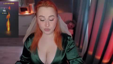 Camelia online show from 02/12/25, 04:44