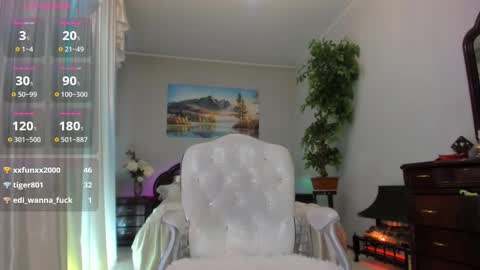 Snapshot of flower_nicole chatting on 09/26/25, 10:25 Nicole online show from 09/26/25, 10:25