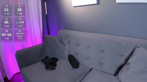 Its a pleasure to meet you. Im Flower. Help me reach 1k. Follow me. online show from 11/01/25, 12:07