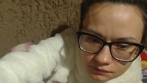 Snapshot of flowercandydoll chatting on 01/29/25, 12:43 say meow and send tip online show from 01/29/25, 12:43