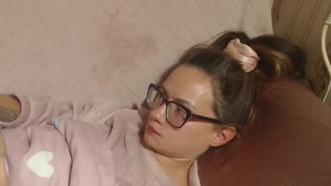 Snapshot of flowercandydoll chatting on 10/31/25, 11:06 say meow and send tip online show from 10/31/25, 11:06