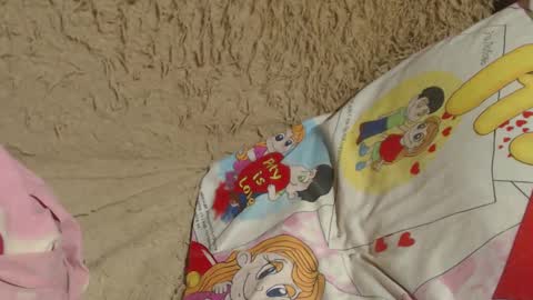 Snapshot of flowercandydoll13 chatting on 12/28/24, 03:37 say meow and send tip online show from 12/28/24, 03:37