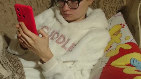 Snapshot of flowercandydoll13 chatting on 01/18/25, 09:55 say meow and send tip online show from 01/18/25, 09:55