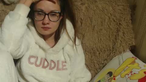 Snapshot of flowercandydoll13 chatting on 01/19/25, 11:32 say meow and send tip online show from 01/19/25, 11:32