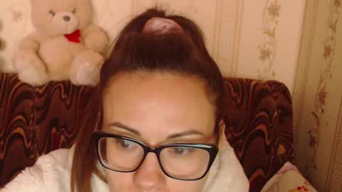 Snapshot of flowercandydoll13 chatting on 02/28/25, 12:09 say meow and send tip online show from 02/28/25, 12:09