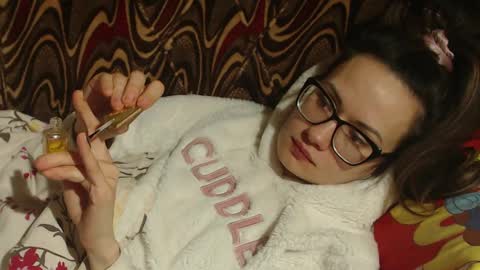 Snapshot of flowercandydoll13 chatting on 03/01/25, 11:47 say meow and send tip online show from 03/01/25, 11:47