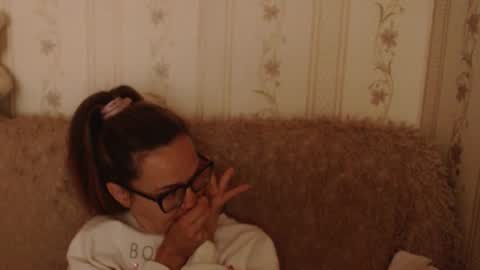 Snapshot of flowercandydoll13 chatting on 09/15/25, 06:57 say meow and send tip online show from 09/15/25, 06:57