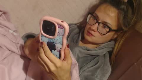 Snapshot of flowercandydoll13 chatting on 09/26/25, 03:16 say meow and send tip online show from 09/26/25, 03:16