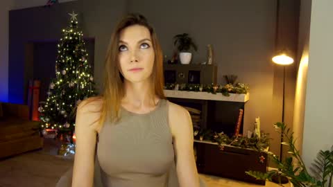 Snapshot of flowerr_powerr chatting on 12/20/24, 10:11 Katrin online show from 12/20/24, 10:11