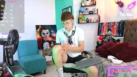 Snapshot of flowers109 chatting on 10/07/25, 10:07 flowers109 online show from 10/07/25, 10:07