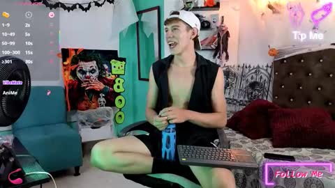 Snapshot of flowers109 chatting on 10/21/25, 09:48 flowers109 online show from 10/21/25, 09:48