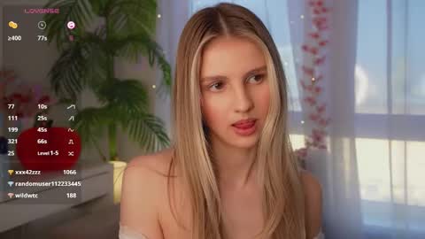 Snapshot of fluffy_angel chatting on 02/28/25, 11:36 Adeline online show from 02/28/25, 11:36