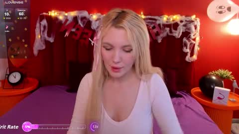 Monica online show from 10/20/25, 01:17