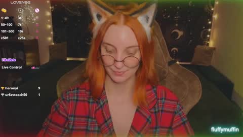 Snapshot of fluffy_muffin3 chatting on 02/09/25, 10:00 Agatha online show from 02/09/25, 10:00