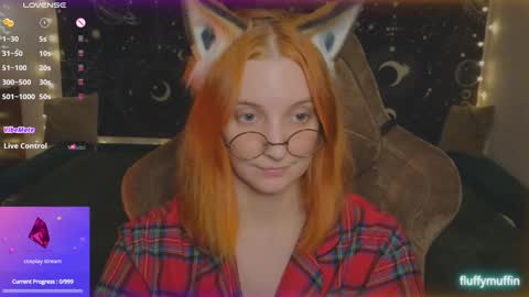 Snapshot of fluffy_muffin3 chatting on 02/15/25, 07:06 Agatha online show from 02/15/25, 07:06