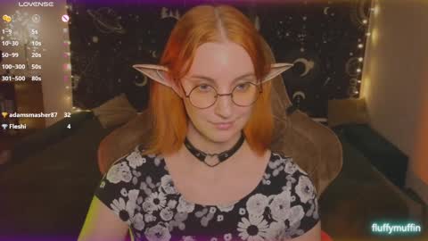 Snapshot of fluffy_muffin3 chatting on 02/19/25, 11:04 Agatha online show from 02/19/25, 11:04