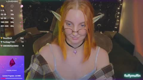 Snapshot of fluffy_muffin3 chatting on 02/28/25, 10:50 Agatha online show from 02/28/25, 10:50