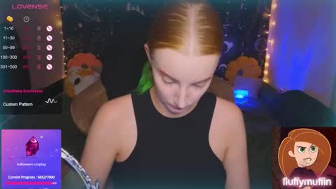 Snapshot of fluffy_muffin3 chatting on 09/14/25, 03:11 Agatha online show from 09/14/25, 03:11