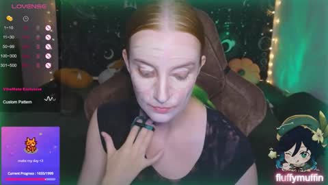 Snapshot of fluffy_muffin3 chatting on 09/21/25, 03:02 Agatha online show from 09/21/25, 03:02