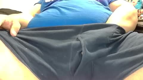 Snapshot of fluffychulo chatting on 03/05/25, 10:10 FluffyChulo online show from 03/05/25, 10:10