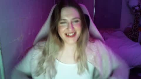 Flux online show from 11/12/25, 02:06