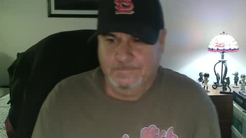 Snapshot of foreplayman22 chatting on 01/24/25, 08:11 foreplayman22 online show from 01/24/25, 08:11