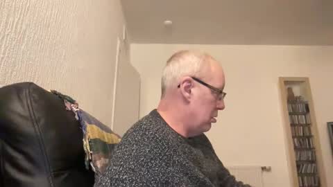 forteanc69 online show from 11/29/25, 04:54